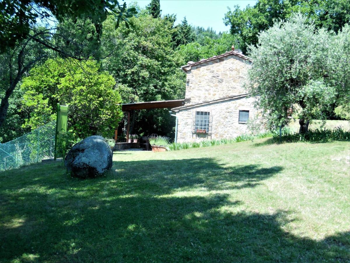La Fontaiola Villa Le Piazze Luaran gambar