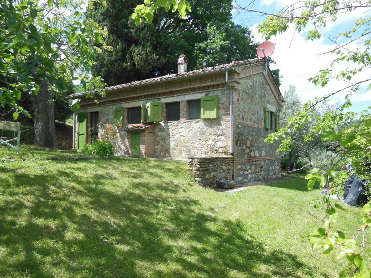La Fontaiola Villa Le Piazze Luaran gambar