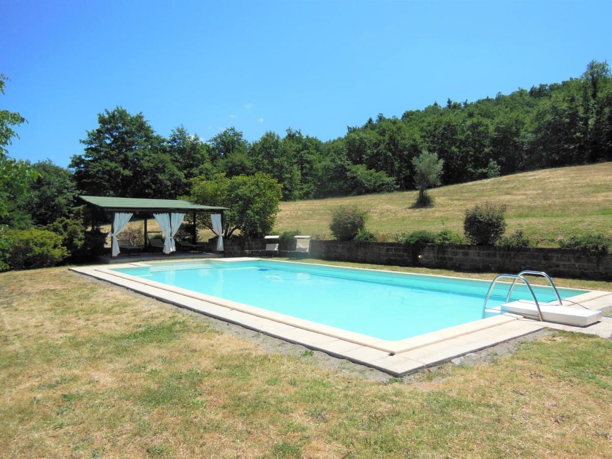 La Fontaiola Villa Le Piazze Luaran gambar
