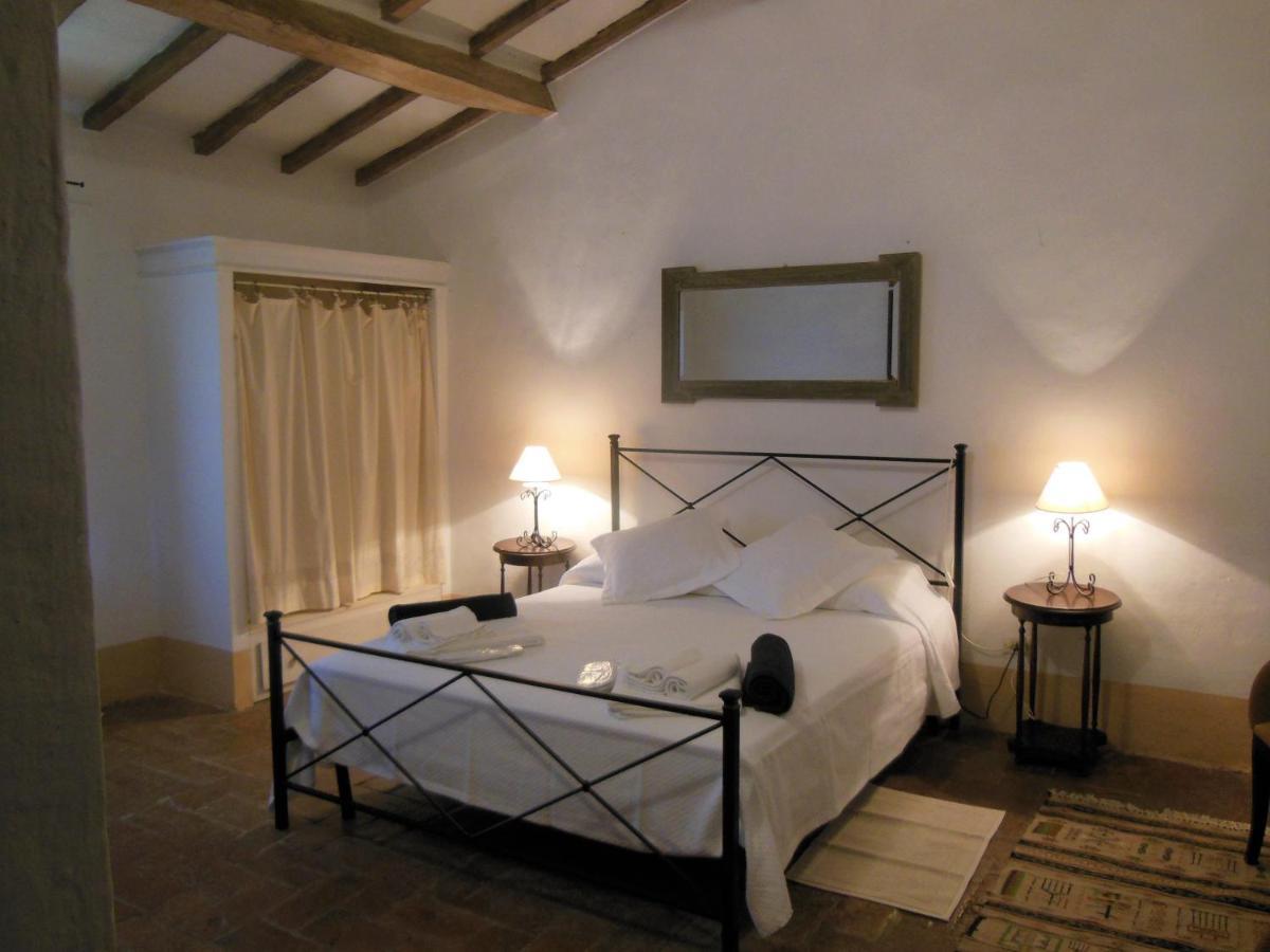 La Fontaiola Villa Le Piazze Luaran gambar